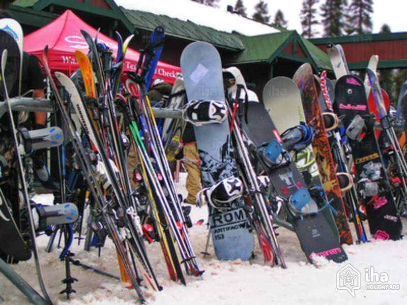 What you need to know about ski hire